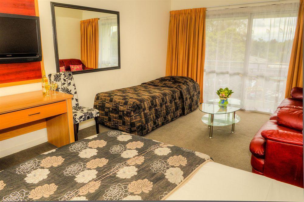 Auckland Airport Pacific Inn Экстерьер фото