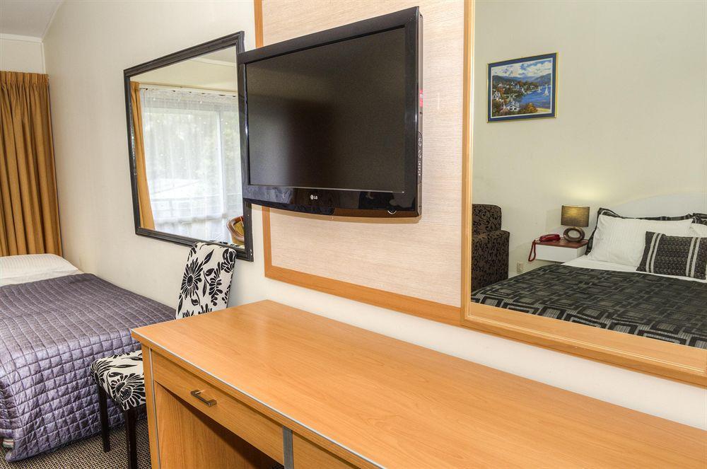 Auckland Airport Pacific Inn Экстерьер фото
